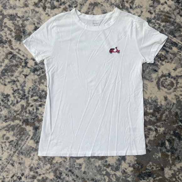 Sunday Best embroidered t-shirt size S - Picture 1 of 2